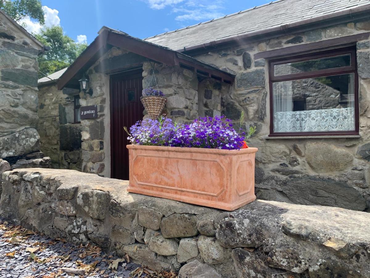 Hafoty Farm Cottages Caernarfon Exterior photo